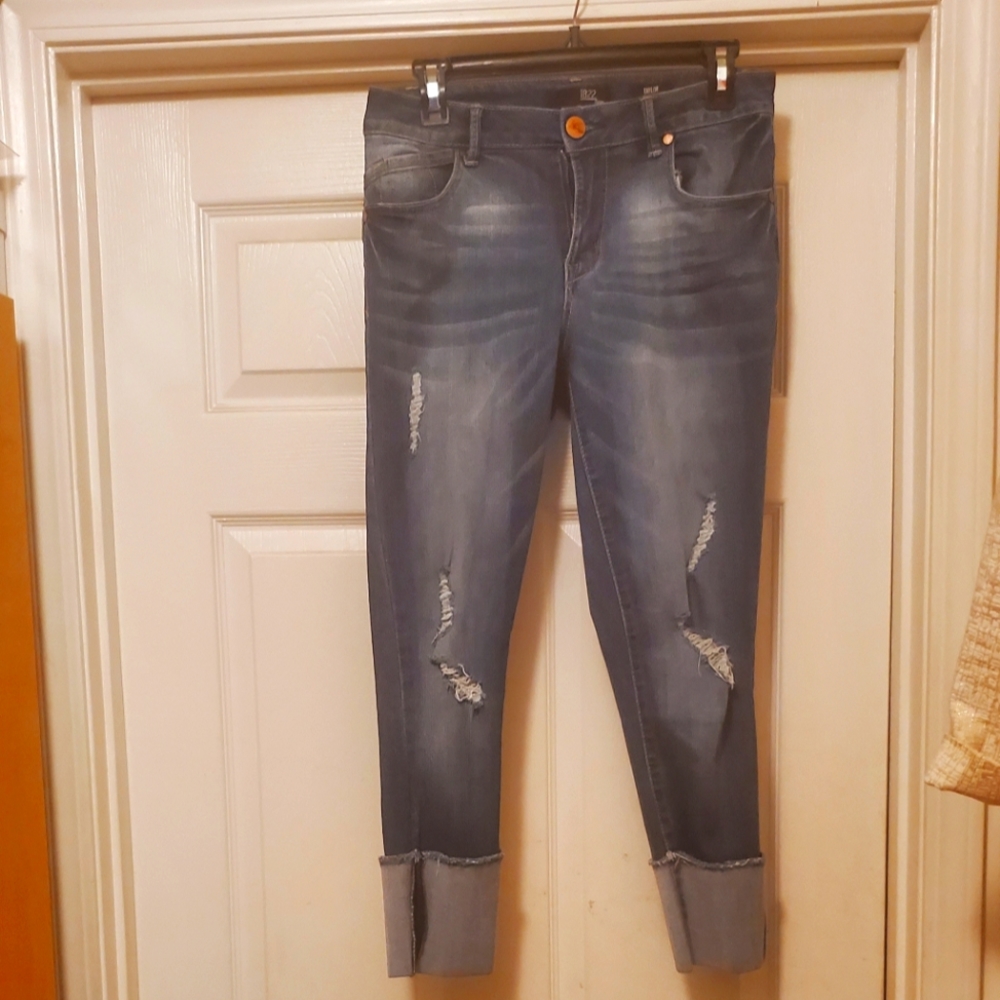 1822 distressed cropped jeans
